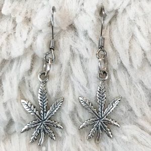 Sterling Silver Cannabis Leaf Pendant EarringsNWOT